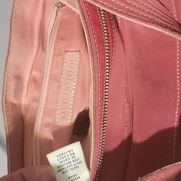 Do nated Banana Republic Rose Nubuck shoulder bag - Picture 5 of 11